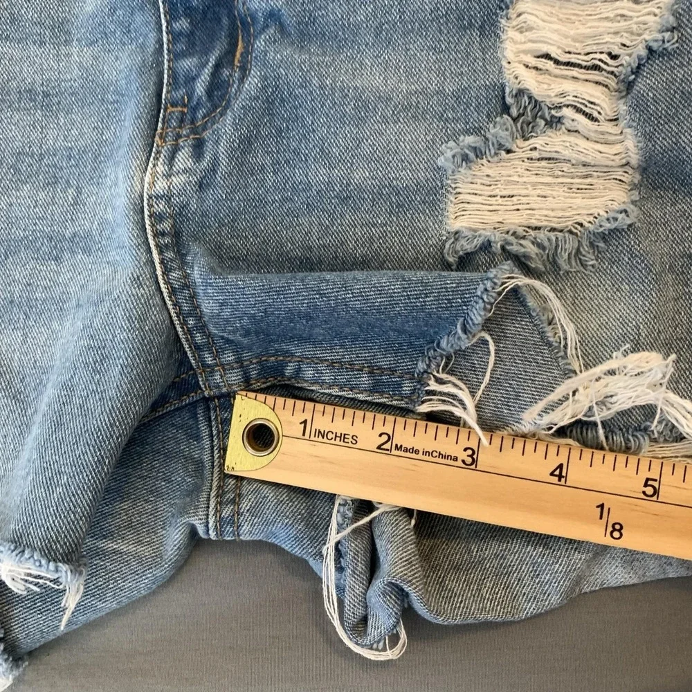Refuge Denim Shorts Juniors 9 Blue High Rise Distressed Mom Cutoff Frayed Hem